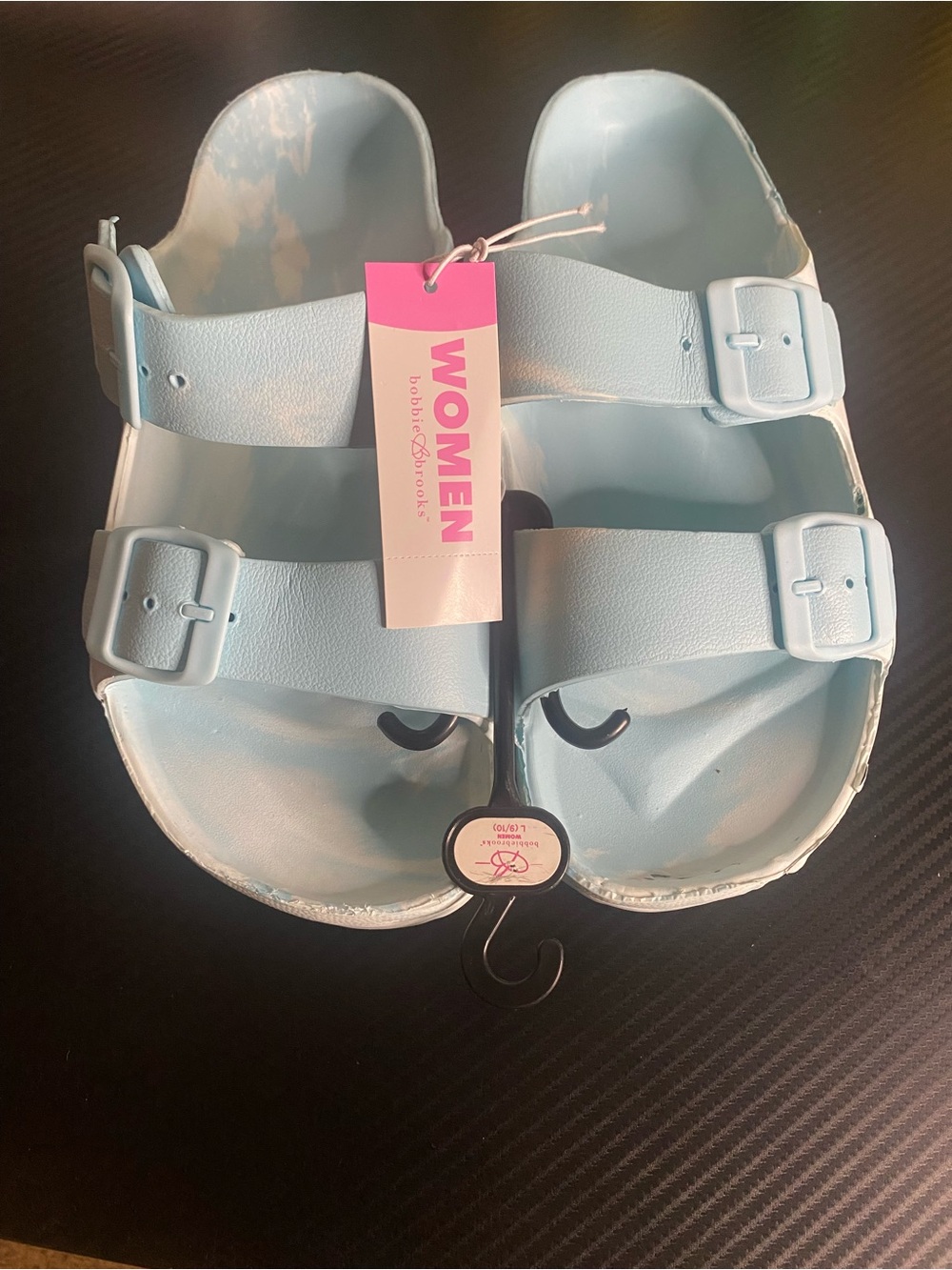 Bobby Brooks blue slides 9/10